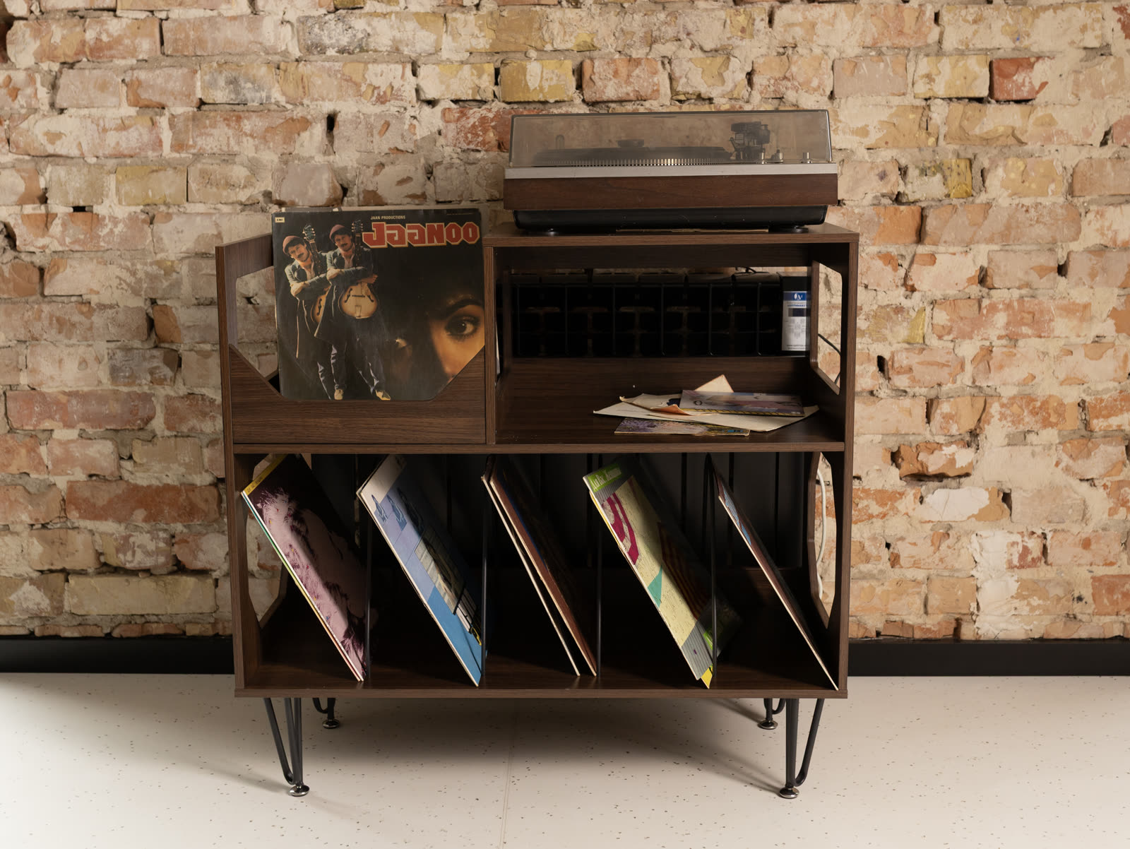 Vinyl Corner